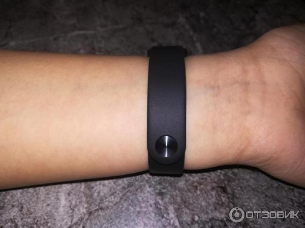 Фитнес-браслет Xiaomi Mi Band 2 фото