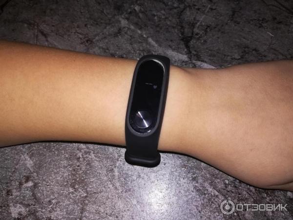 Фитнес-браслет Xiaomi Mi Band 2 фото