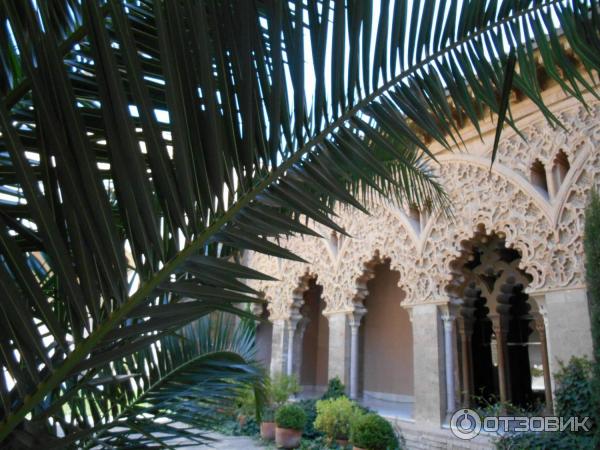 Дворец Альхаферия Palacio de la Aljaferia (Испания, Сарагоса) фото