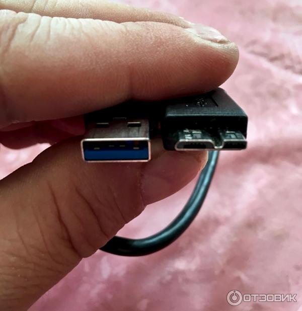 Кабель USB-A.