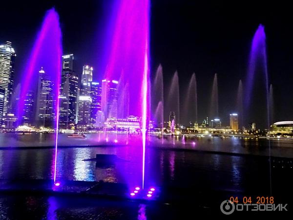 Шоу фонтанов отеля Marina Bay Sands (Сингапур)