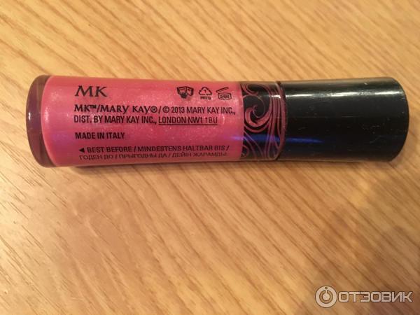 Блеск для губ Mary Kay NouriShine Plus фото