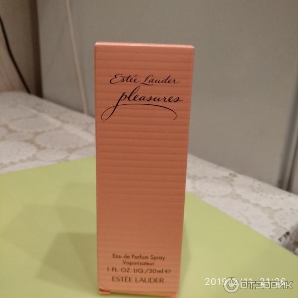 Парфюмированная вода Estee Lauder Pleasures фото