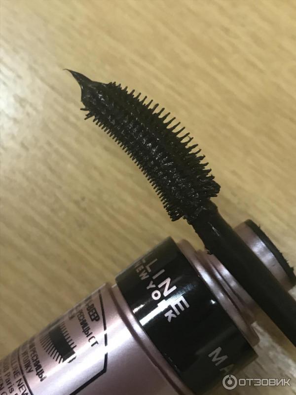 Тушь для ресниц Maybelline Lash Sensational Luscious фото