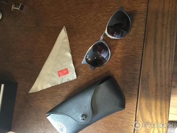 Солнцезащитные очки Ray Ban фото