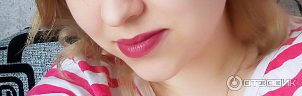 Блеск для губ Maybelline Vivid Matte фото