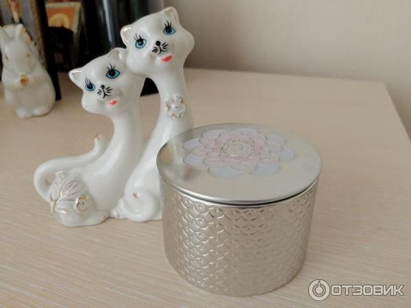 Пудра в шариках Guerlain Meteorites Perles фото