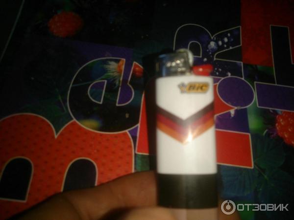 Зажигалка BIC фото