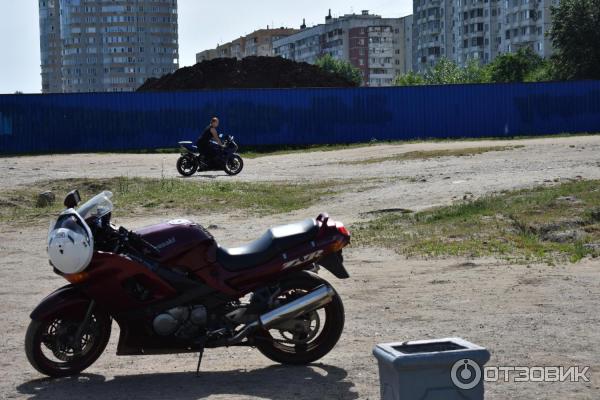 Мотоцикл Kawasaki ZZR 400 фото