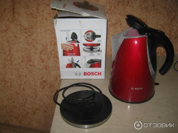 Электрочайник Bosch TWK7704