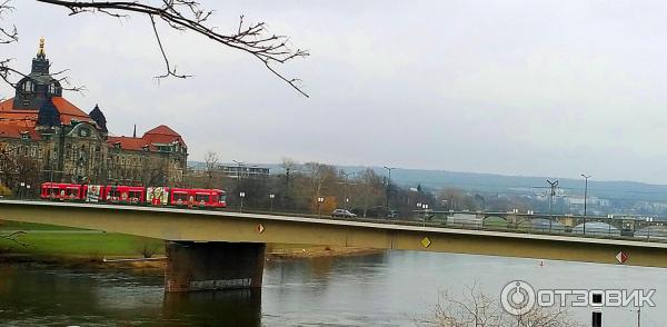 Общественный транспорт в Дрездене (Германия, Дрезден) фото