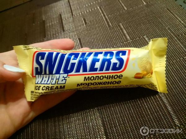 Мороженое Snickers White Ice Cream фото