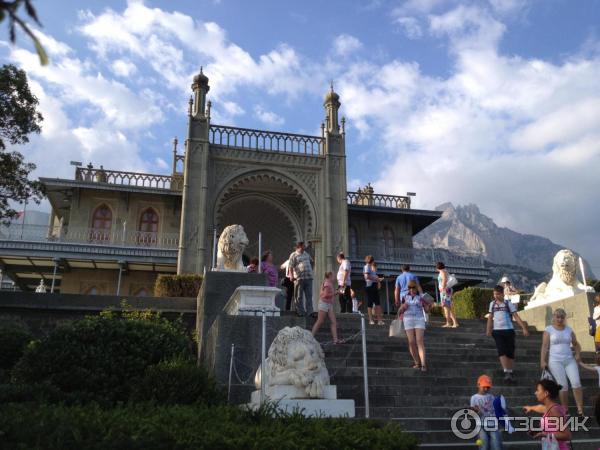 Воронцовский дворец (Крым, Алупка) фото