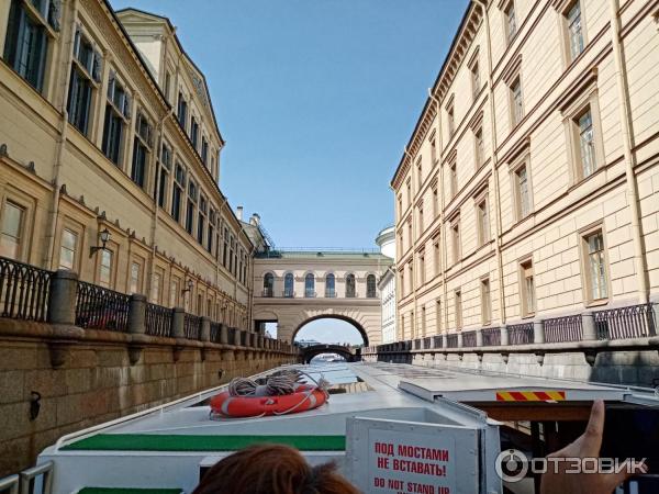 Экскурсия по Неве и каналам Северная Венеция (Россия, Санкт-Петербург) фото