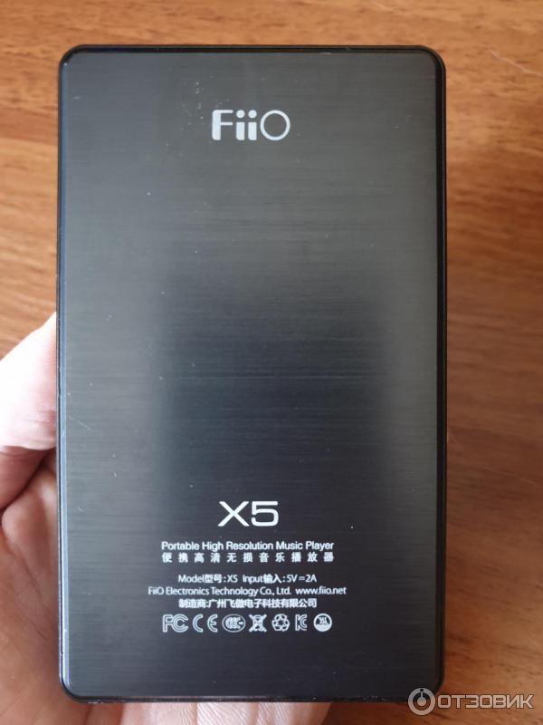 Портативный плеер FiiO X5 фото