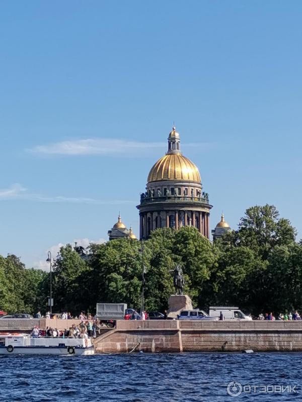 Исакиевский собор, вид с Невы