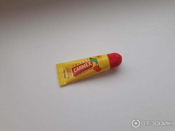 Бальзам для губ Carmex Вишня фото