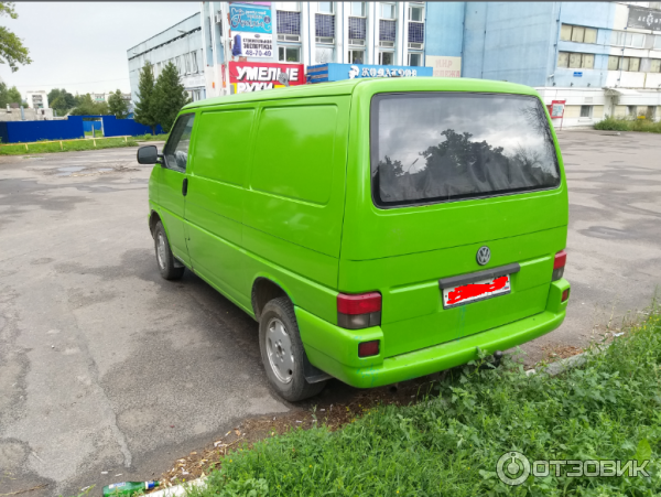 Автомобиль Volkswagen Transporter T4 микроавтобус фото