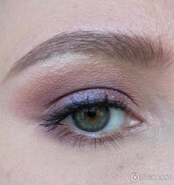 Палетка теней для век Eveline Eyeshadow Professional Palette фото
