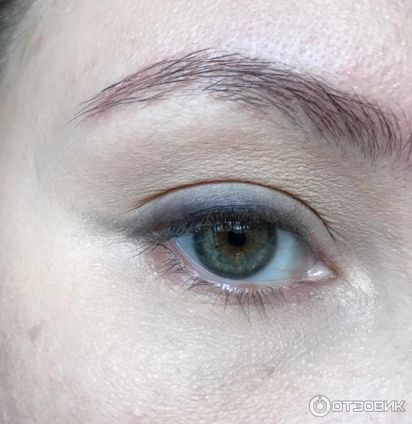 Палетка теней для век Eveline Eyeshadow Professional Palette фото