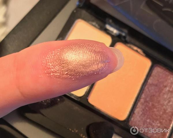 Палетка теней для век Eveline Eyeshadow Professional Palette фото