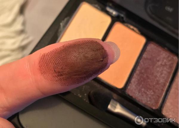 Палетка теней для век Eveline Eyeshadow Professional Palette фото