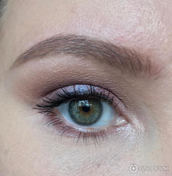 Палетка теней для век Eveline Eyeshadow Professional Palette фото