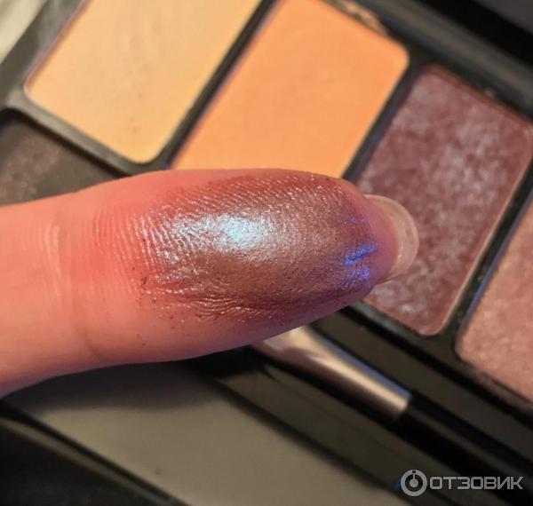 Палетка теней для век Eveline Eyeshadow Professional Palette фото