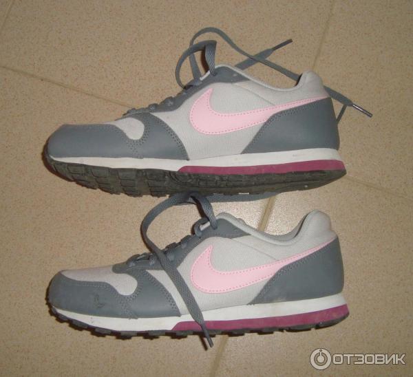 Женские кроссовки Nike MD Runner 2 фото