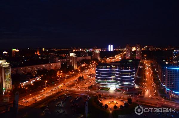 Смотровая площадка национальной библиотеки Беларуси (Беларусь, Минск) фото