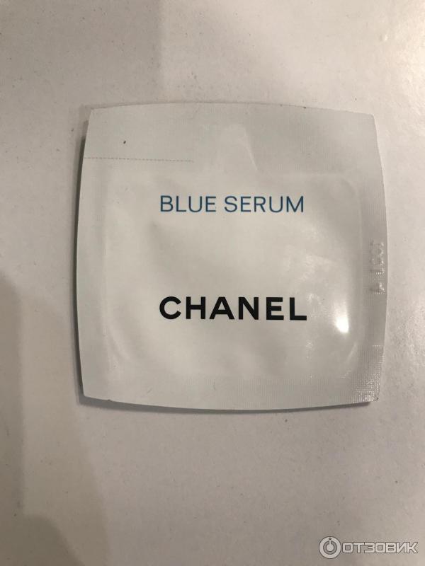 Сыворотка для лица Chanel Blue Serum фото