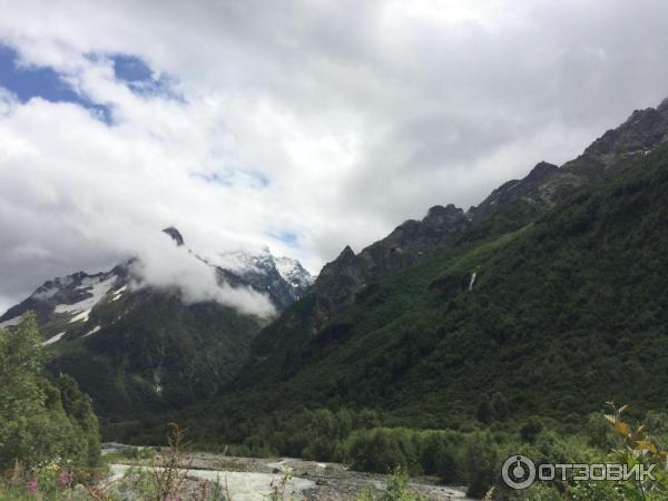 Отдых в пос. Домбай (Россия, Карачаево-Черкессия) фото