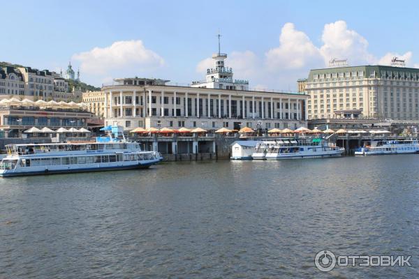 Прогулка на теплоходе по Днепру Оболонь, парк Наталка- Почтовая площадь (Украина, Киев) фото