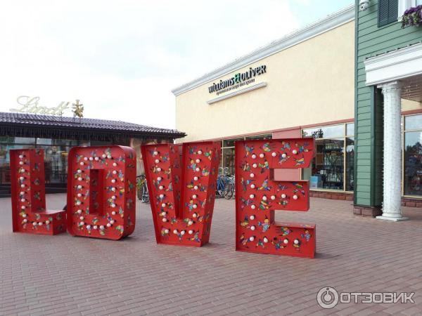 Аутлет Outlet Village Vnukovo (Россия, Москва) фото