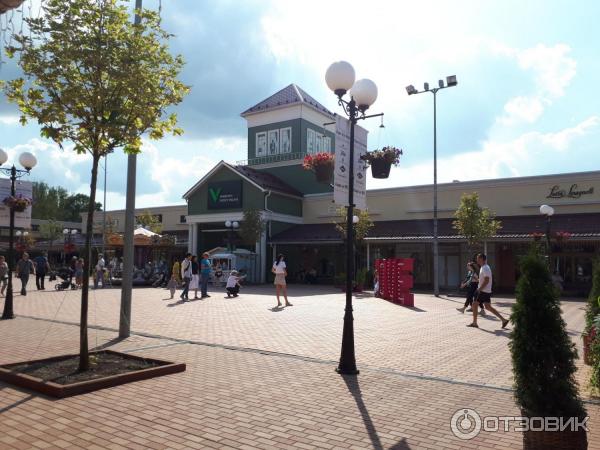 Аутлет Outlet Village Vnukovo (Россия, Москва) фото