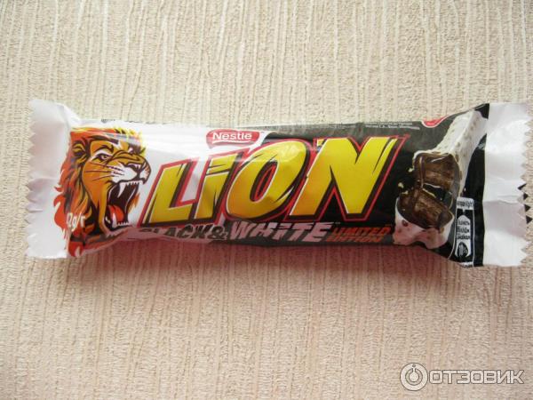 Шоколадный батончик Nestle Lion Black White отзыв