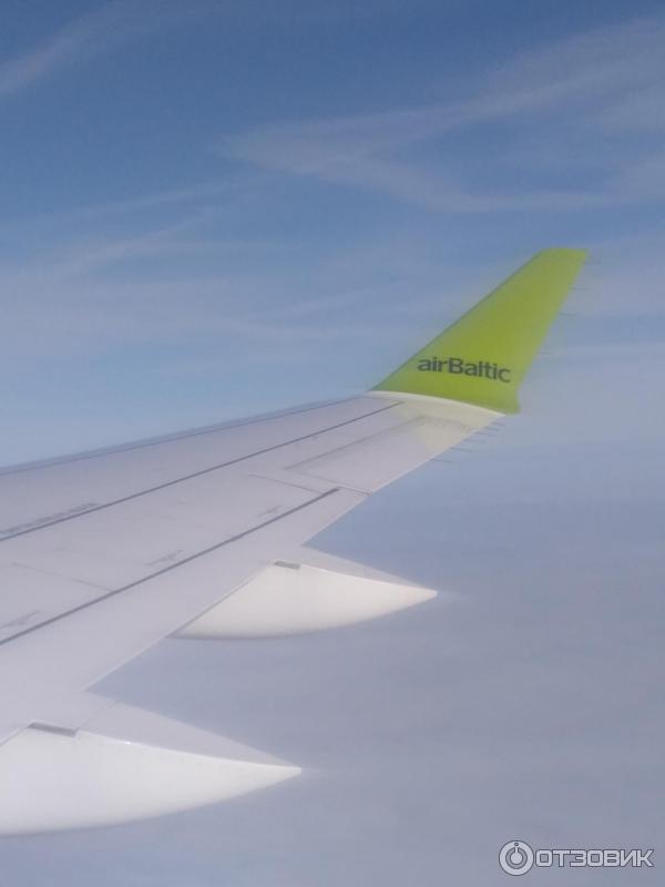 Авиакомпания AirBaltic фото