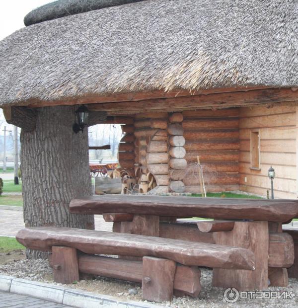 Скамьи кафе
