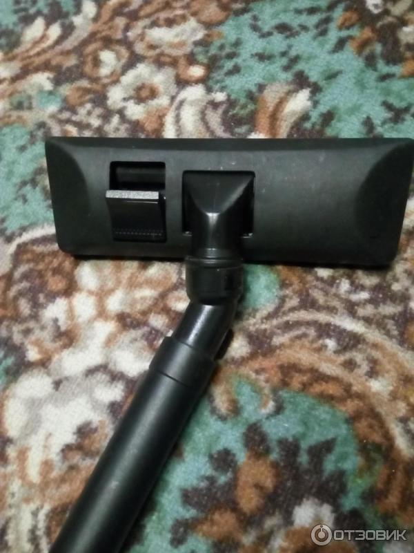 Пылесос LG Storm Extra 1300W фото