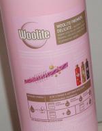 Гель для стирки Woolite premium Delicate фото