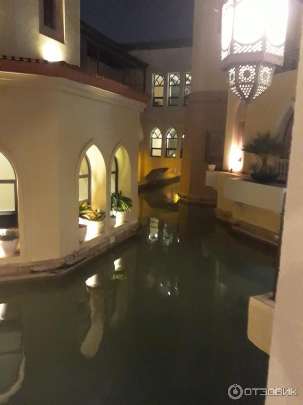 Отель Traders Hotel Qaryat Al Beri by Shangri La 4* (ОАЭ, Абу-Даби) фото