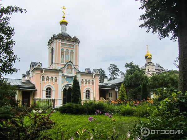 Введенский ставропигиальный мужской монастырь Оптина Пустынь (Россия, Козельск) фото