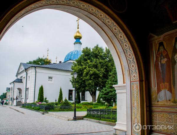 Введенский ставропигиальный мужской монастырь Оптина Пустынь (Россия, Козельск) фото