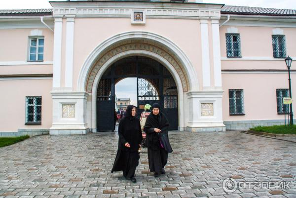 Введенский ставропигиальный мужской монастырь Оптина Пустынь (Россия, Козельск) фото