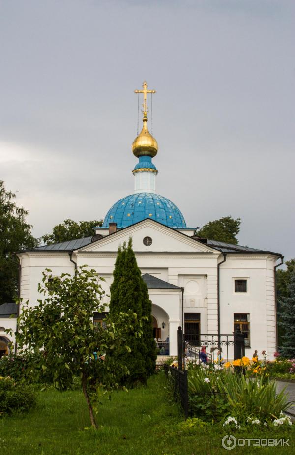 Введенский ставропигиальный мужской монастырь Оптина Пустынь (Россия, Козельск) фото