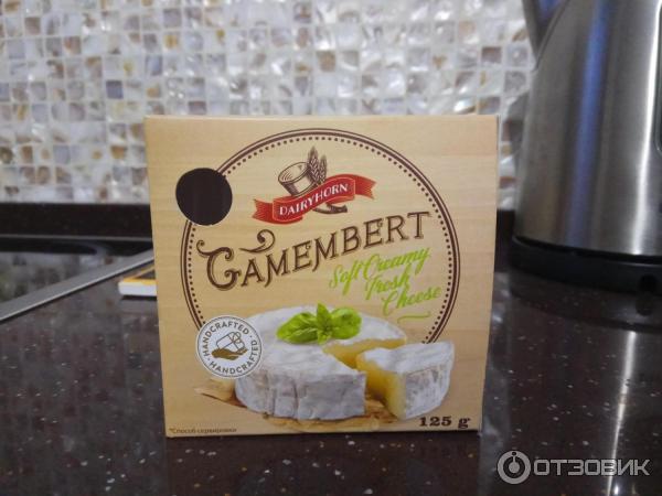 Сыр сливочный с белой плесенью DairyHorn Camembert фото