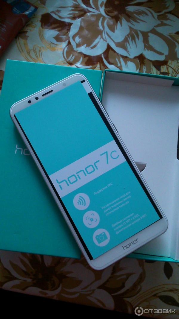 Смартфон Honor 7C Gold 32 Gb фото