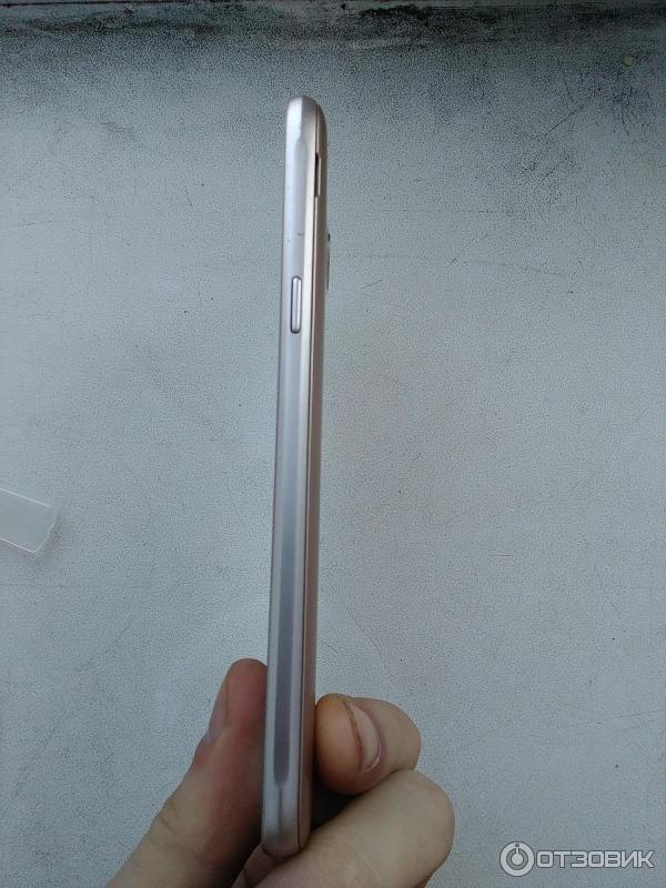 Смартфон Samsung Galaxy J3 фото