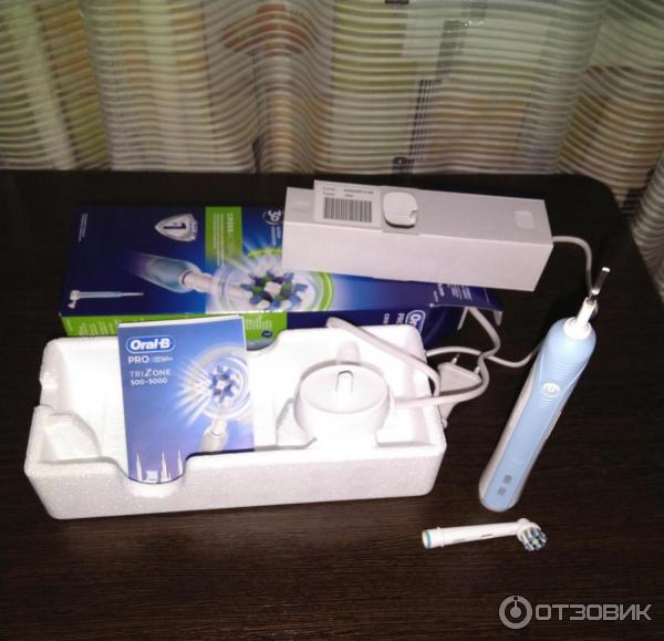 Электрическая зубная щетка Oral-B Pro 500 CrossAction фото