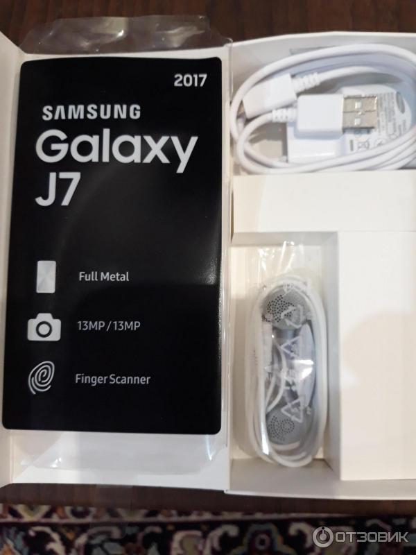 Смартфон Samsung Galaxy J7 SM-J730F фото